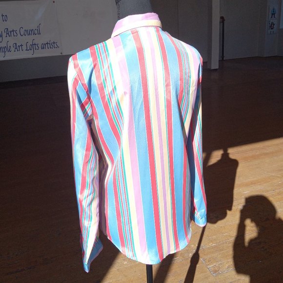 Vintage silky soft pastel toned high neck button down long sleeve shirt - Picture 3 of 10